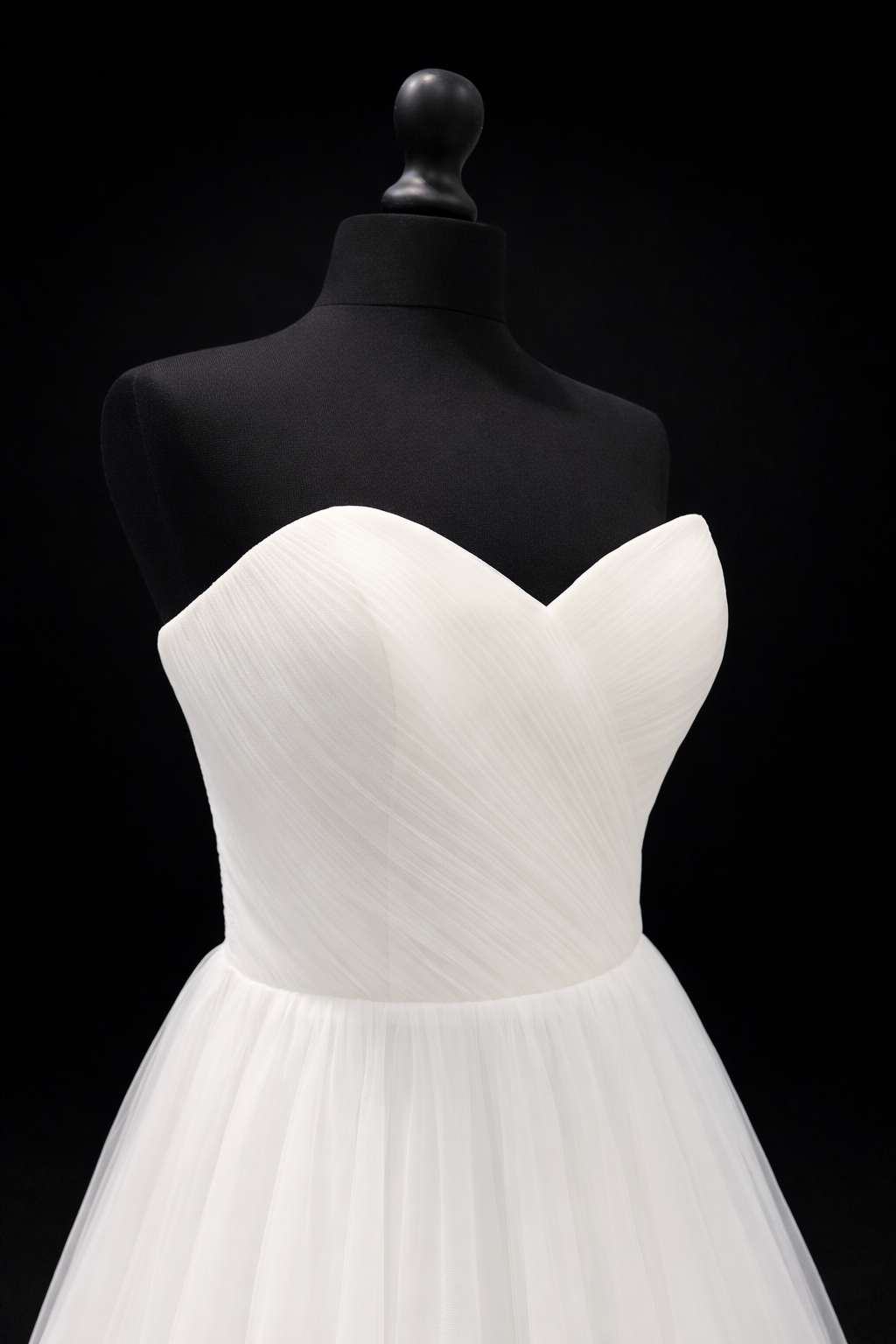 Lady Bird – Stroppeløs brudekjole i tyll med myk hjerteform