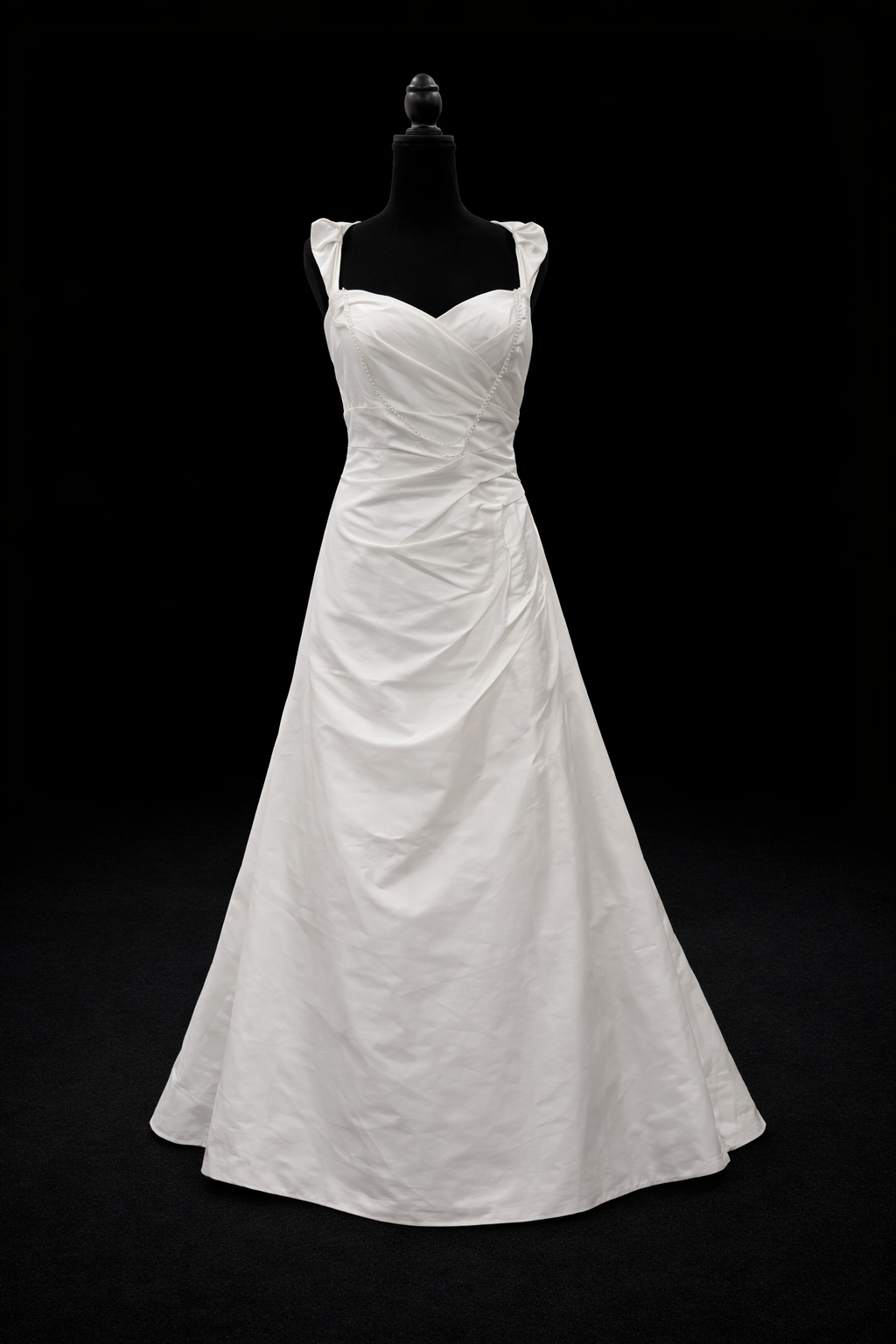 Remlo Styling – Tidløs eleganse med draperinger