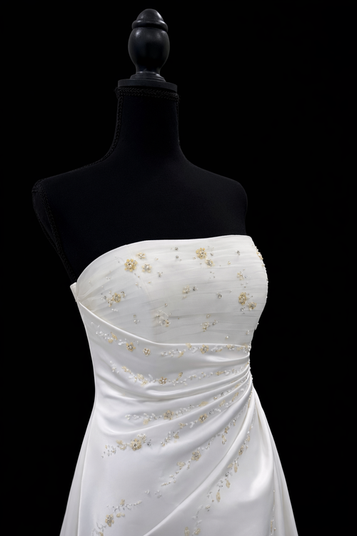 Atelier Diagonal – Elegant drapert brudekjole