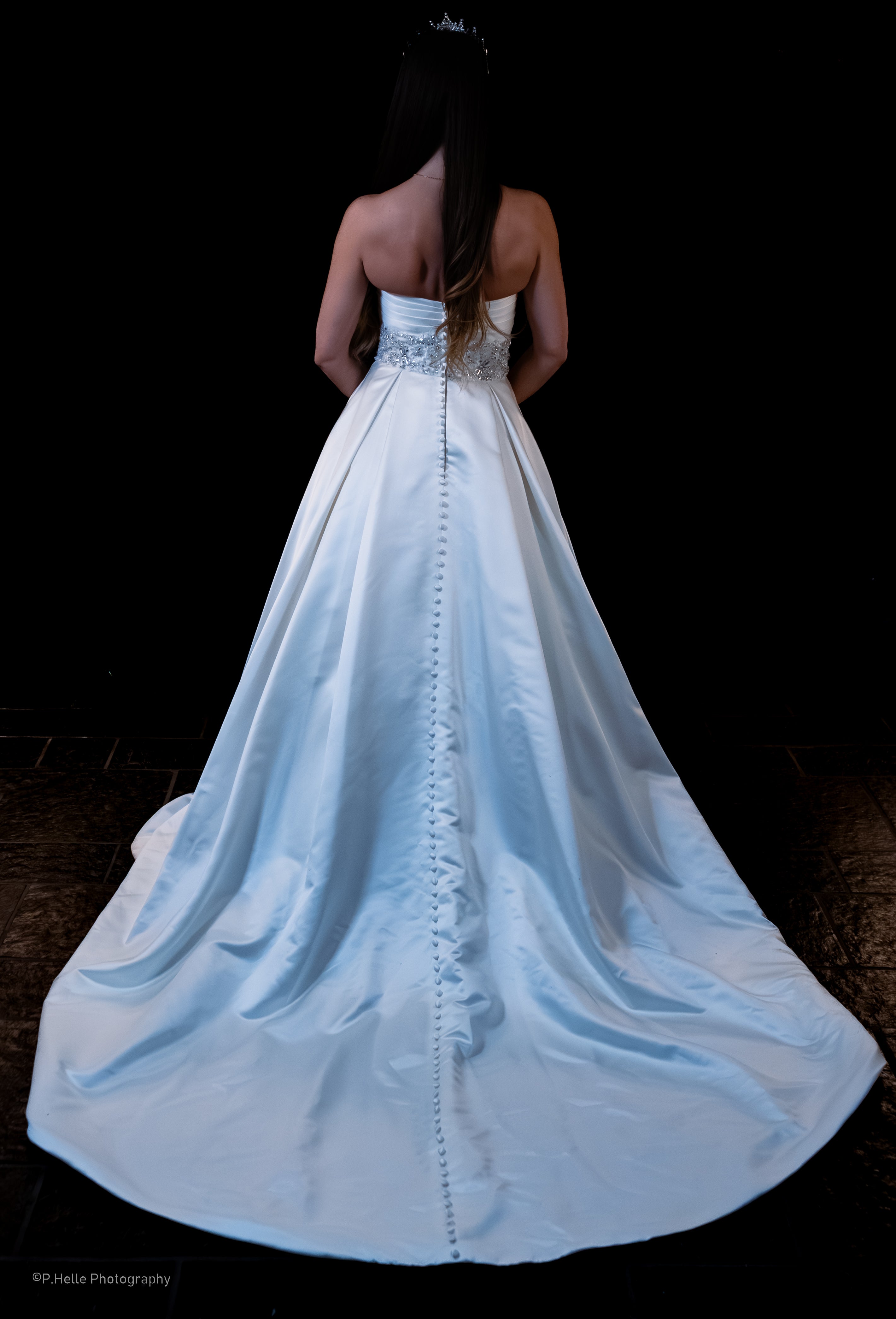 Morilee Brudekjole - Klassisk Prinsessedrøm med Glamour