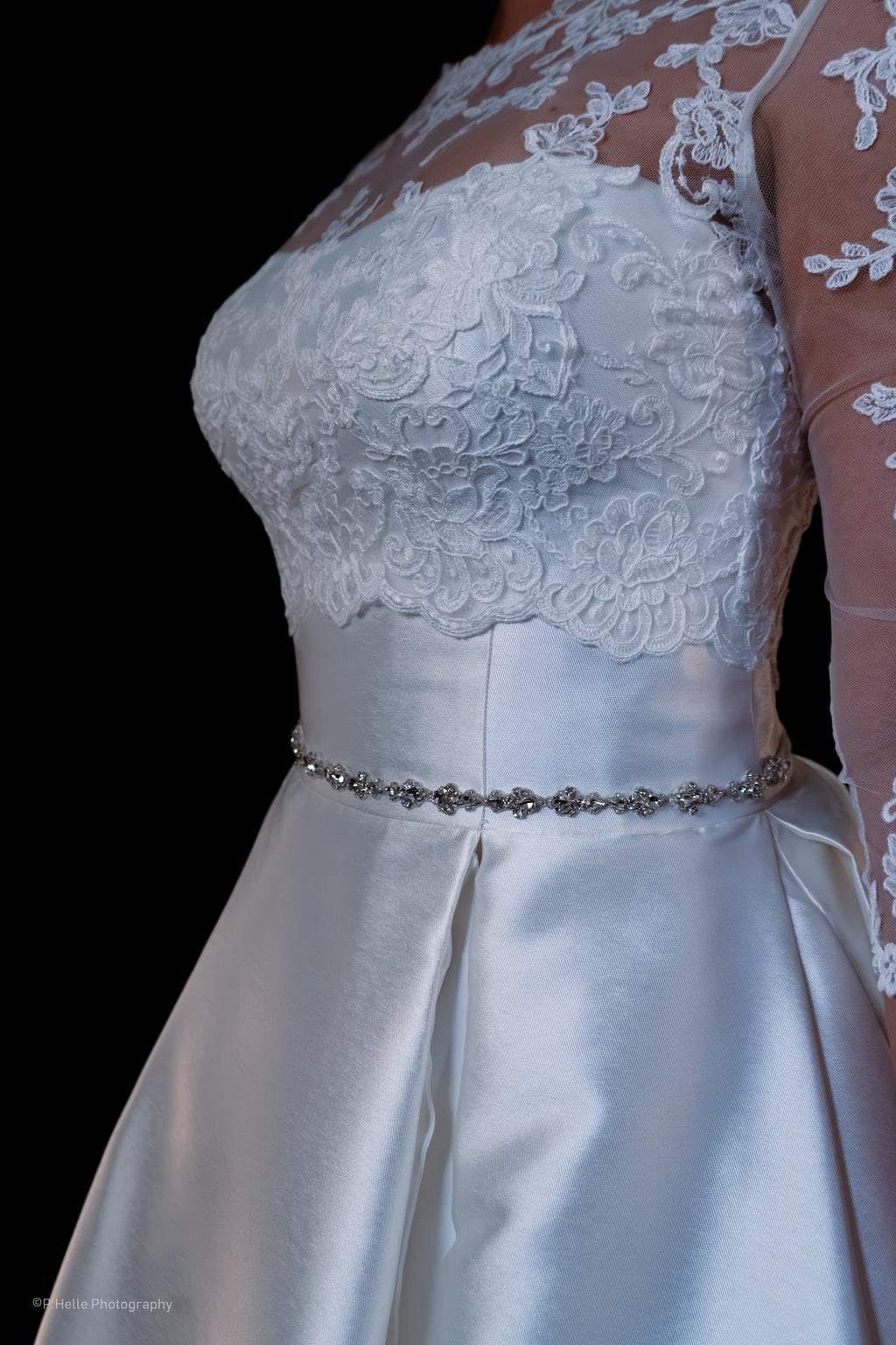 Alfred Angelo Brudekjole – Klassisk Prinsesselook med Tidløs SatinEleganse