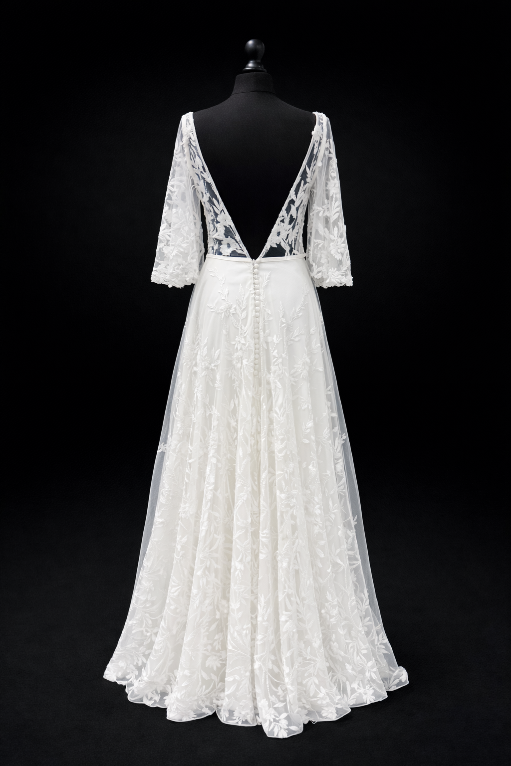 When Freddie meets Lilly – Hannah | Bohemsk brudekjole i blondetyll med dyp rygg