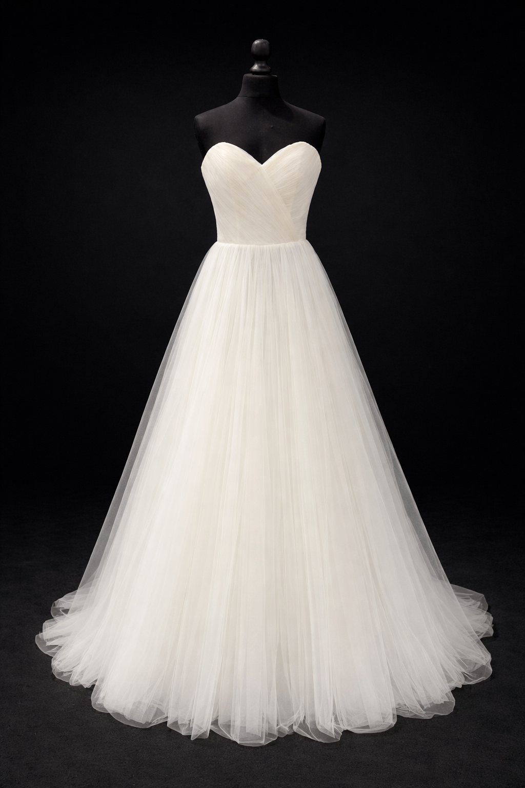 Lady Bird – Stroppeløs brudekjole i tyll med myk hjerteform