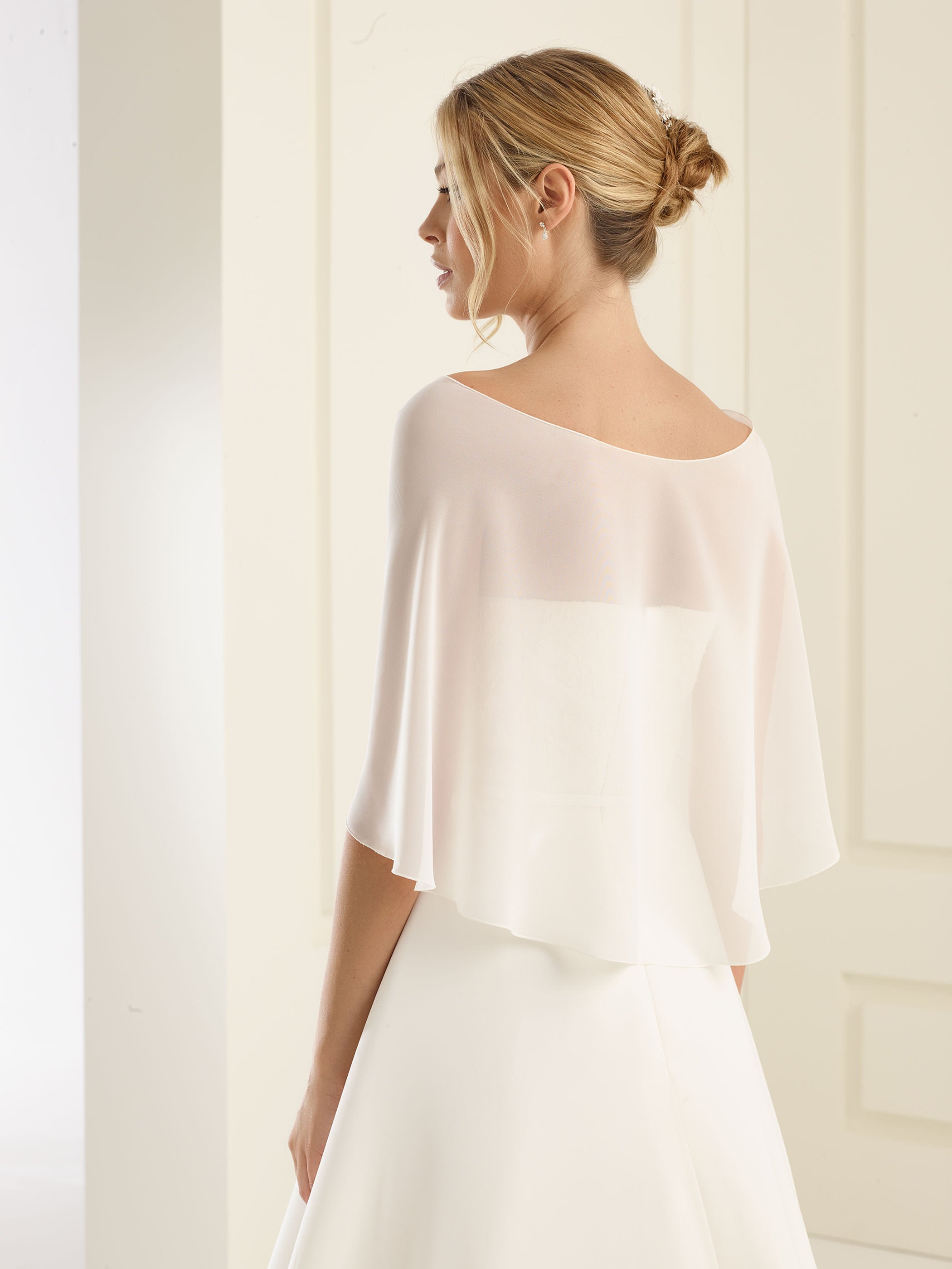 Brudeskjerf i chiffon - E13